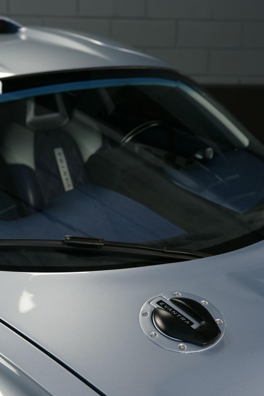 Детали экстерьера Mazzanti Evantra V8 2013 года  (фото 32 из 39)